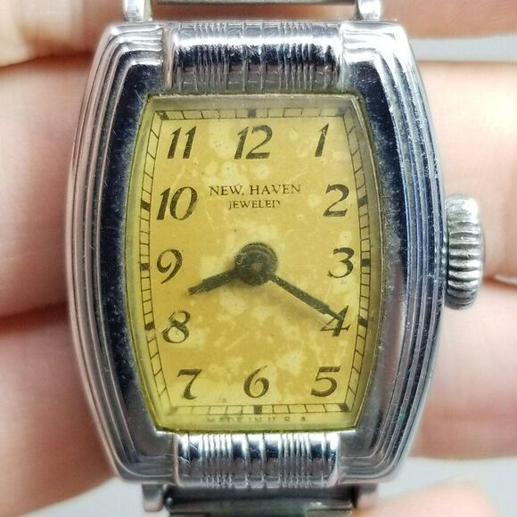 Vintage New Haven Jewelry Watch, Silver Tone Case, AS IS Parts Repair - Picture 2 of 7